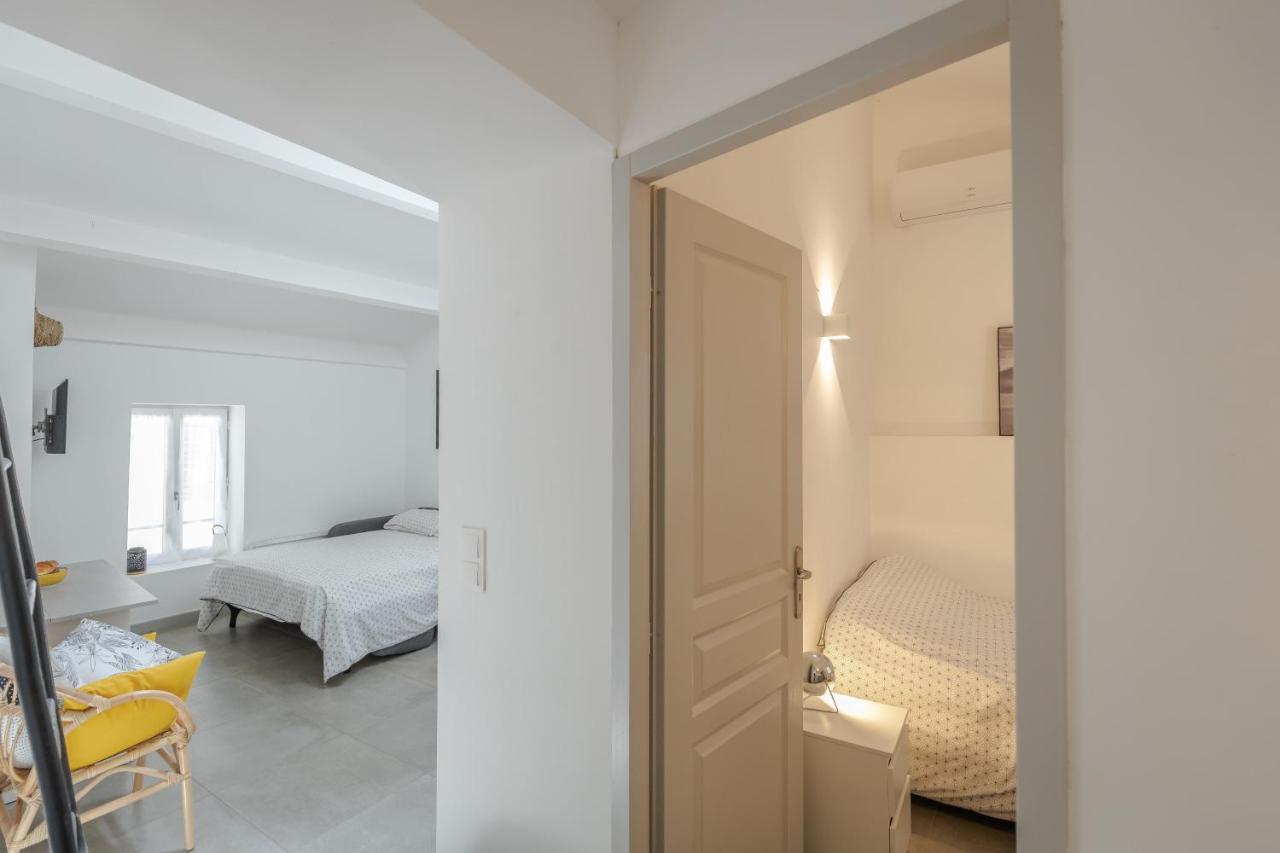 Appartement Terrasse climatisé calme en centre-ville LʼIsle-sur-la-Sorgue Esterno foto